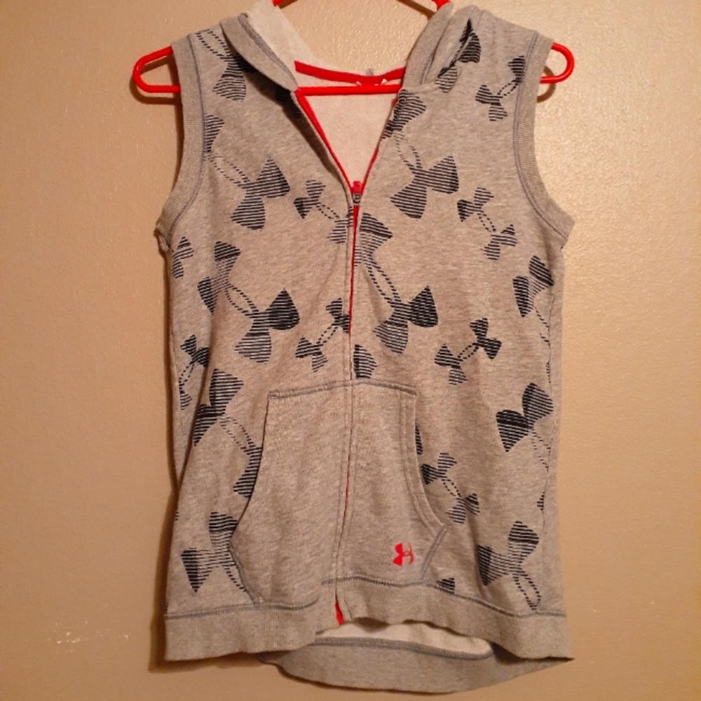 Under Armour Sleeveless Hooded Vest Girls Medium
